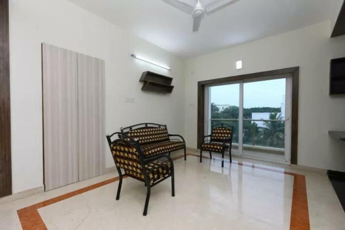 The Posh Residency, Ecr Bed & Breakfast Chennai Exterior foto