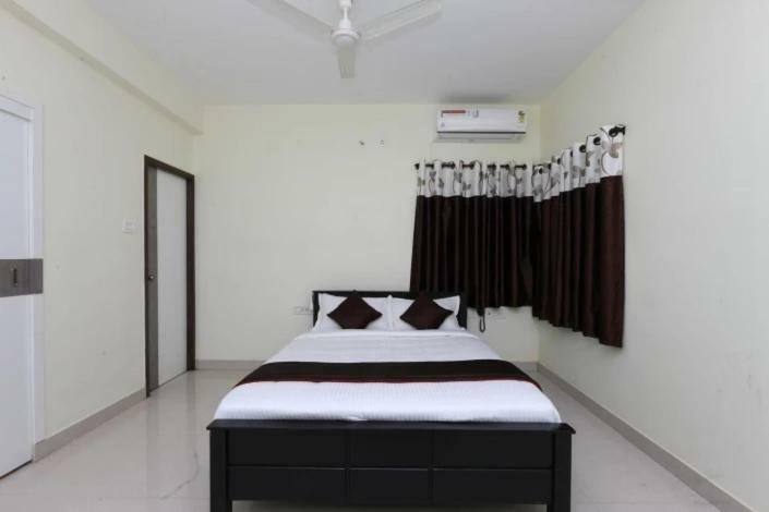 The Posh Residency, Ecr Bed & Breakfast Chennai Exterior foto